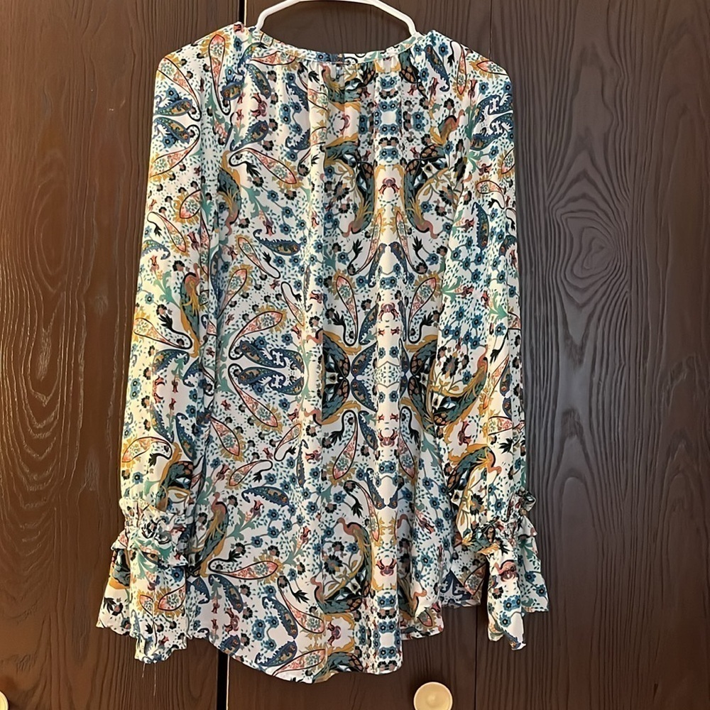 Belle & Sky Boho long sleeved blouse. Size Large - Picture 6 of 8